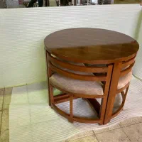 میز نهارخوری کم جا