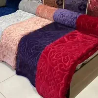 پتو مارک اصلی گلبافت|رختخواب، بالش، پتو|شیراز, شهرک گلها|دیوار
