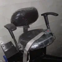 یک پله برقی نو بدون استفاده