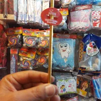 فشفشه آبشار سرد تم تولد|اسباببازی|شیراز, کوزه گری|دیوار