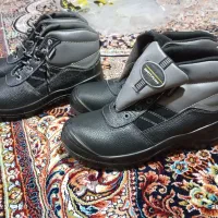 کفش کار نو وسبک وخیلی راحت دو جفت|کیف، کفش، کمربند|سمنان, |دیوار