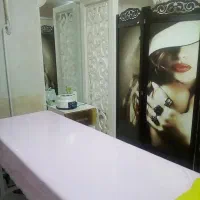 تخت و پاراوان