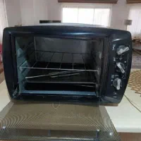توستر ۴۵ لیتری در حد نو