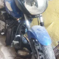 باجاج ۲۲۰یوجی فور ب قیمت مزایده