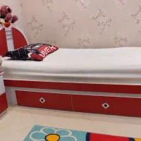 تخت و کمد و پاتختی|تخت و سرویس خواب|صومعهسرا, |دیوار