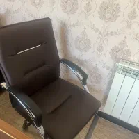 به یک منشی خانم نیازمندیم