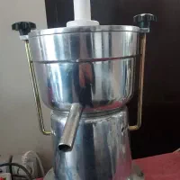 آبمیوه گیری صنعتی