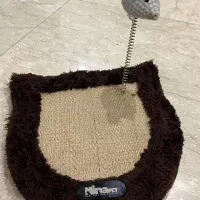 اسکرچر و اسباب بازی گربه