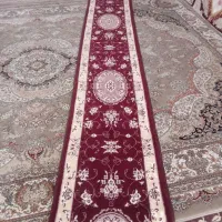 چندعدد شال و یک پالتوی مشکی و بارانی نو