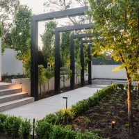 نظافت منزل و باغ