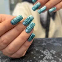 تخفیف ویژه یلدایی خدمات ناخن|خدمات آرایشگری و زیبایی|شیراز, سیلو|دیوار