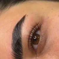 لیفت و لمینت مژه و ابرو  اصلاح تخصصی و اصولی ابرو
