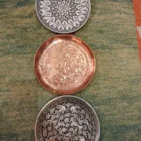 ۳ عدد دیوارکوب . با بهترین نقوش و قلم زنی عالی