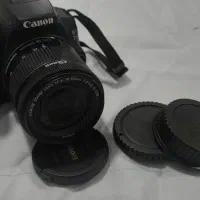 دوربین عکاسی بسیار در حد نو