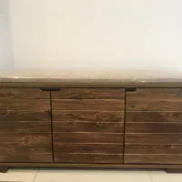 جاکفشی و یک عدد لوستر چوبی ۶شعله