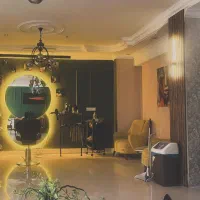 شاگرد ارایشگاه