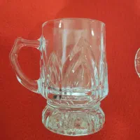 طروف شیشه ای|ظروف سرو و پذیرایی|قم, قلعه کامکار|دیوار