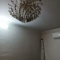 یک جفت لوستر|لوستر و چراغ آویز|رباط‌کریم, رباط‌کریم|دیوار