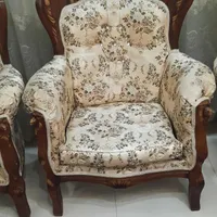 ۲ دست مبل سلطنتی در حد نو