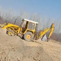 بیل بکهو مدل ۷۰