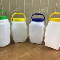 دبه و شیشه خالی