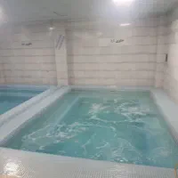 آبدرمانی تخصصی در کنترل کمردرد و درد زانو