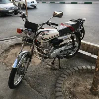 هندا ۱۲۵ تیزتک ۴۰۲