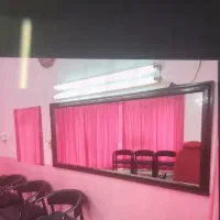 وسایل آرایشگاه زنانه|آرایشگاه و سالنهای زیبایی|چمستان, |دیوار