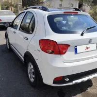 کوئیک gxrl سفید مشکی کم کار در حد