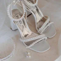 صندل مدل لیانا عمده کفش کتونی دمپایی