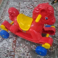 اسب دو حالته|اسباب‌بازی بچه|قم, شهرک مهدیه (مدرس)|دیوار