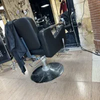 صندلی گلایل و تمامی وسایل ارایشگاهیی