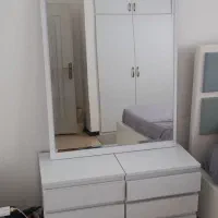 یک عدد آینه کیفیت در ابعاد ۱۱۰×۸۰