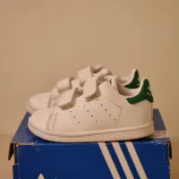 آدیداس اصل stan smith سایز ۲۲ بچه گانه|کیف، کفش، کمربند|تهران, چیذر|دیوار
