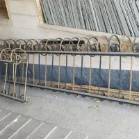 نرده حفاظ فرفوژه سالم و رنگ شده