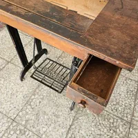 پایه چرخ خیاطی سینگر|کلکسیون اشیاء عتیقه|اهواز, طالقانی|دیوار