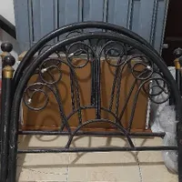 تخت یک نفره