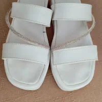 لباس و صندل مجلسی|لباس|قیدار, |دیوار