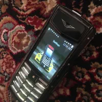 گوشی ورتو فراری اصل