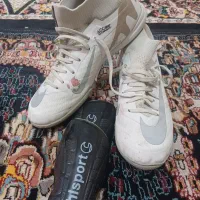 کفش جوارابی‌ فوتسال