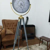 ساعت سه پایه در حد نو