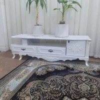 با سلام میز تلویزیون درحد نو