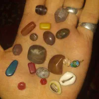 مهره و سنگ های قدیمی