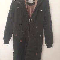 پالتو با تعدادی قالب طلقی و سیلیکونی|لباس|طرقبه, |دیوار