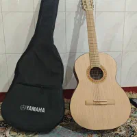 گیتار یاماهاc70