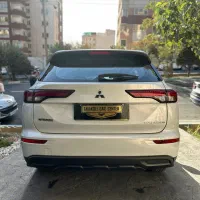 اوتلندر m لاین ۲۰۲۳|خودرو سواری و وانت|تهران, آسمان|دیوار