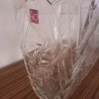 گلدان نو و یک دست فنجان نو