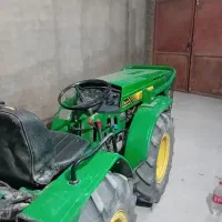 یک دستگاه تراکتور دهقان ورز|خودرو سنگین|کاخک, |دیوار