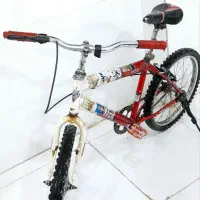 دوچرخه ی ۲۰ و ۱۶  فروش دارم