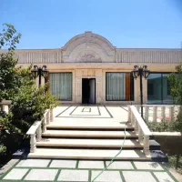ویلا-لوکس-با-استخر-آب-گرم-چهارفصل